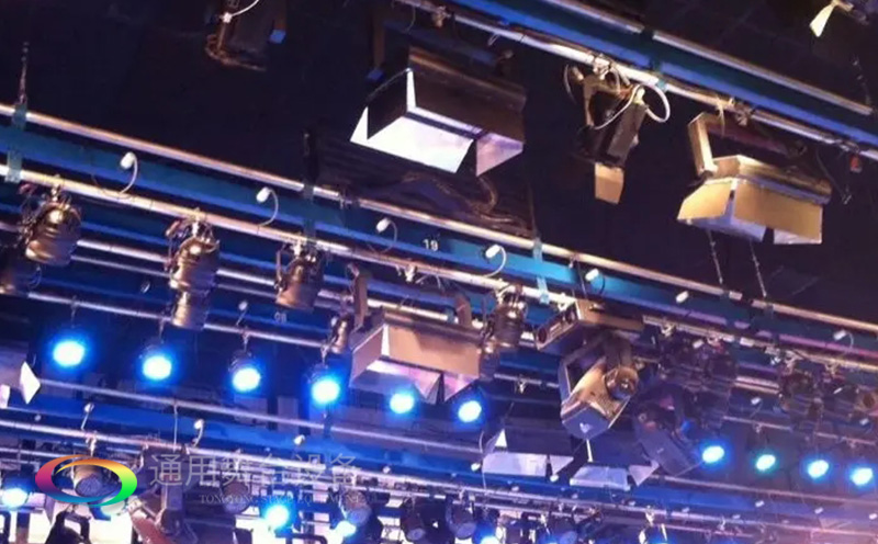 通用舞台承接佛山电视台演播厅机械舞台吊杆项目