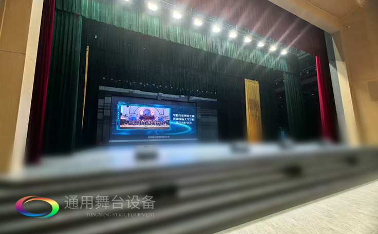 戴南文化艺术中心礼堂舞台机械、舞台吊杆等全面升级 赋能多元艺术呈现